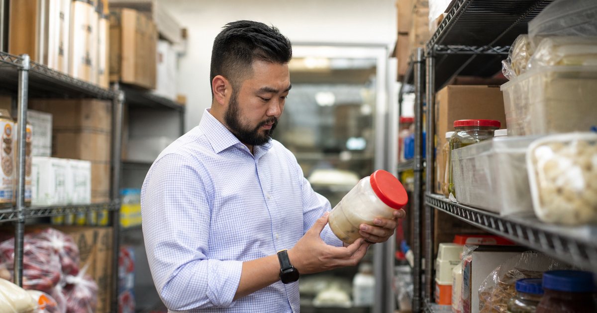 How do you manage inventory pars across multiple restaurant locations cleanly?